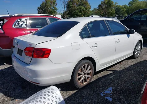 2013 Volkswagen Jetta 2.5L Se z USA, uszkodzony, nr VIN 3VWDX7AJ2DM363025